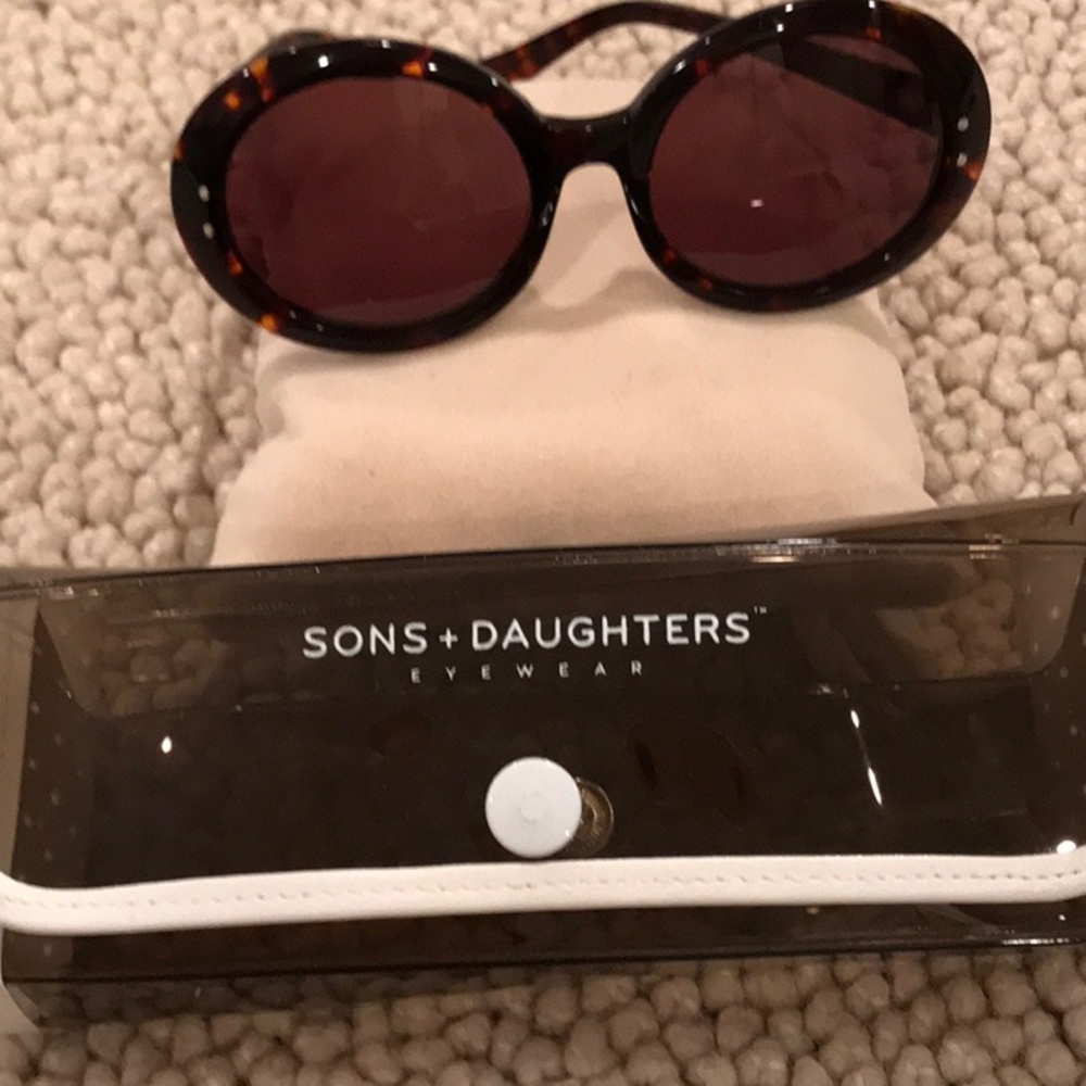 Sons and Daughters sunglasses for girls